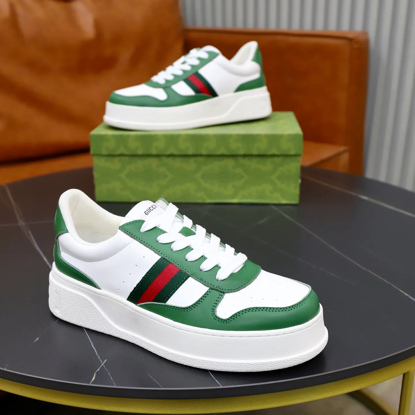 Ex-factory price: 400💰🙅‍♂️🙅‍♂️🙅‍♂️ Brand: GUCCI Standard code: 38-44 (45 customized) Grade: Same as the official website Material: Original leather stitching brand cloth Comfortable and breathable sheepskin lining Lightweight and wear-resistant outsole Style category: Men's fashionable casual shoes Sports shoes Distinguished luxury brand elements Top luxury Color: actual picture color